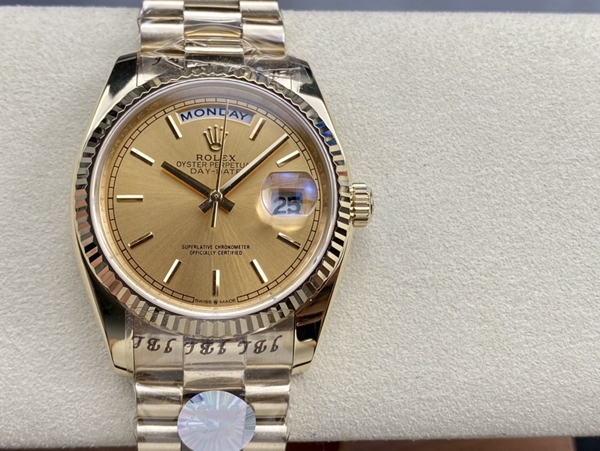 激安ロレックス全体デザイン